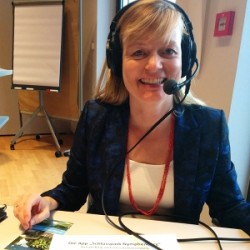 Tanja Praske bei der Podcast-Aufnahme. Foto: Tine Nowak